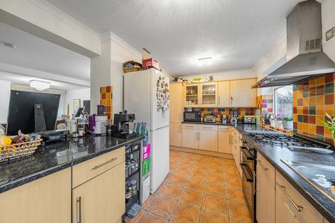 4 bedroom semi-detached house for sale, Weald Lane, Harrow