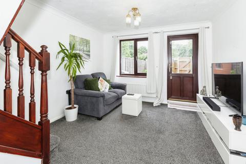 1 bedroom terraced house to rent, Glencoe Road, Hayes UB4