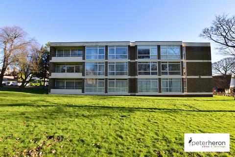 2 bedroom apartment to rent, The Lawns, Whitburn, Sunderland