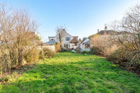 104 Addington Road, West Wickham, BR4 9BQ