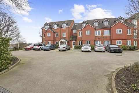 1 bedroom flat for sale, Vicarage Lane, Hailsham