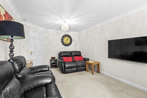 1 bedroom flat for sale, Vicarage Lane, Hailsham