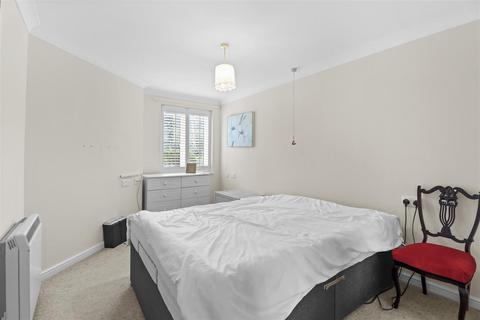 1 bedroom flat for sale, Vicarage Lane, Hailsham