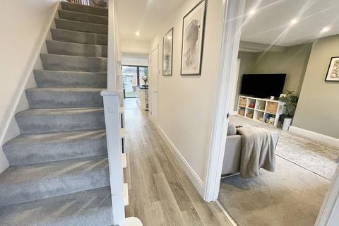 33 Castle Road, Henley-in-arden, B95 5LS