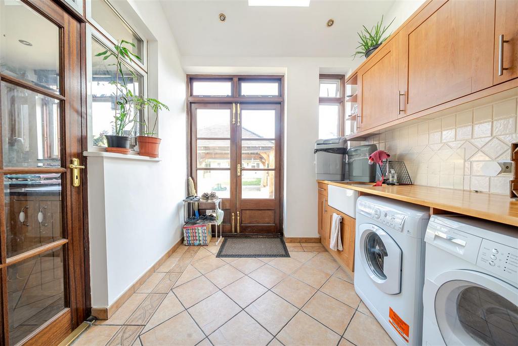 Utility Room.jpg