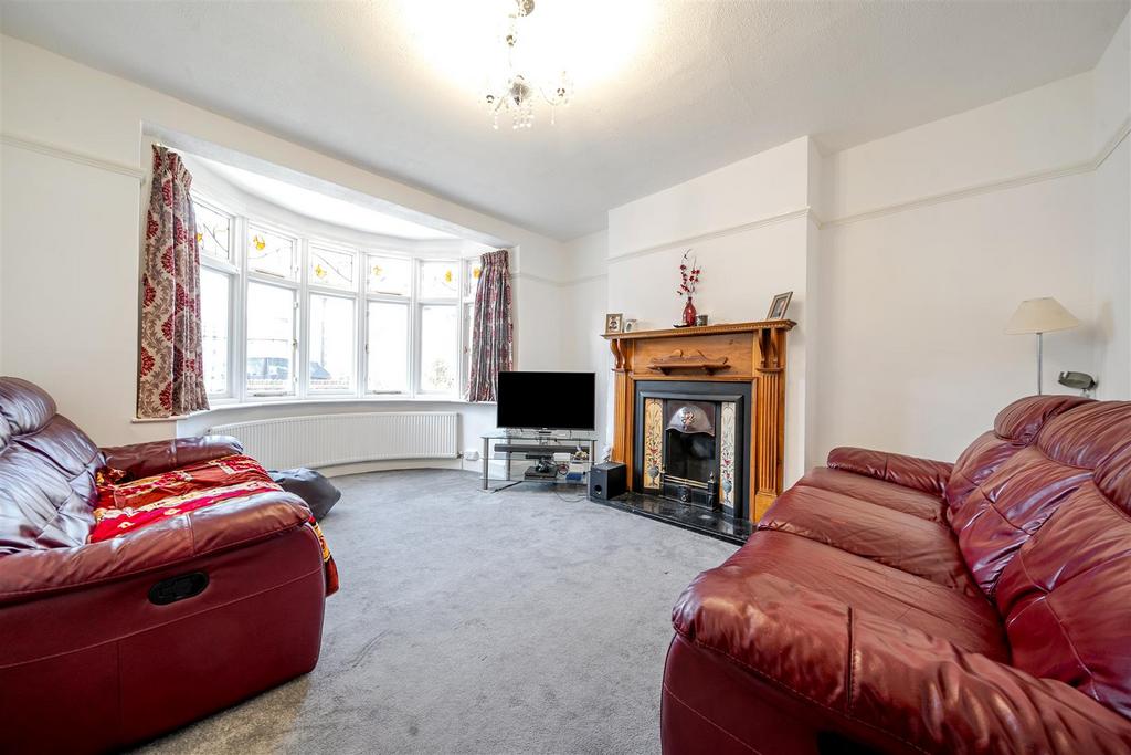 Front Reception Room.jpg