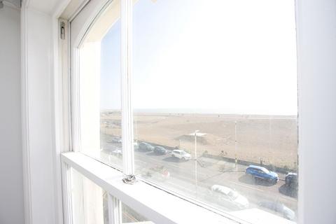 2 bedroom flat for sale, Marine Parade, Folkestone, CT20