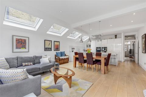 16 Holmes Road, Twickenham, TW1 4RE