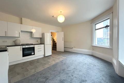 2 bedroom maisonette to rent, Trafalgar Street, Brighton