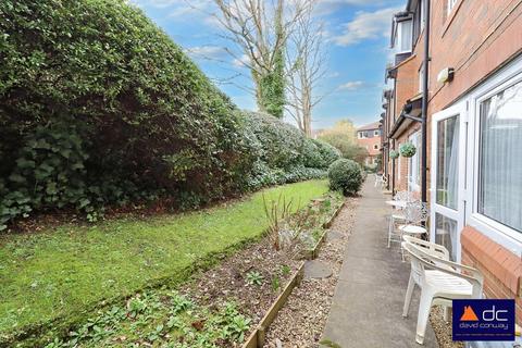 2 bedroom retirement property for sale, Homecedars House, Elstree Road, Bushey, WD23 1GN