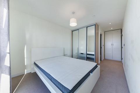 3 bedroom flat to rent, Hay Currie Street, Poplar, London, E14