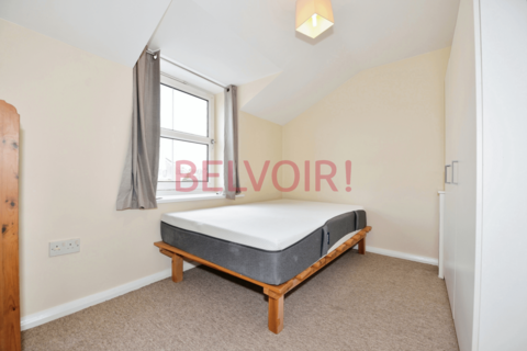 2 bedroom flat to rent, Charlton Road, Southampton SO15