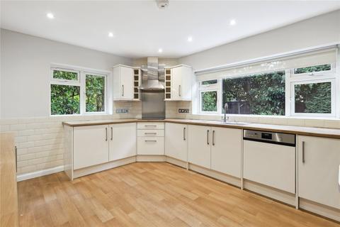 4 bedroom detached house to rent, The Paddocks, Weybridge, Surrey, KT13