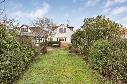 4 bedroom bungalow for sale, Kings Avenue, Sunbury-on-Thames, Surrey, TW16