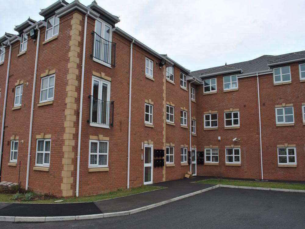 Shire lodge close.jpg