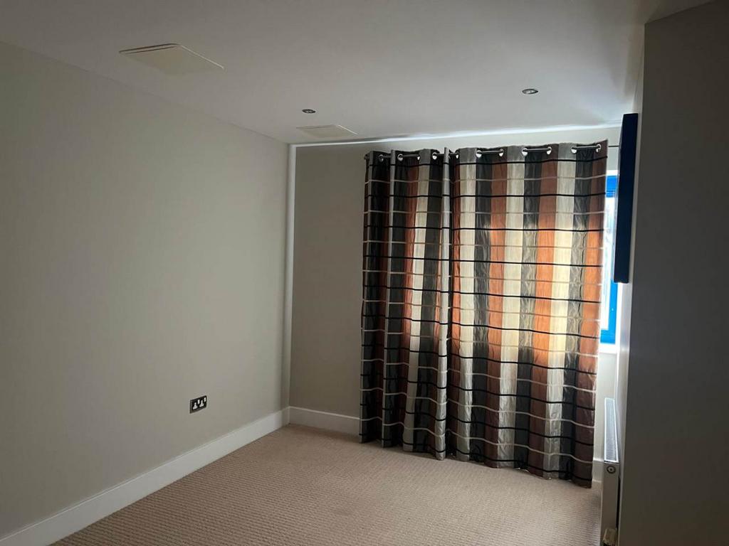 Bedroom 2 b