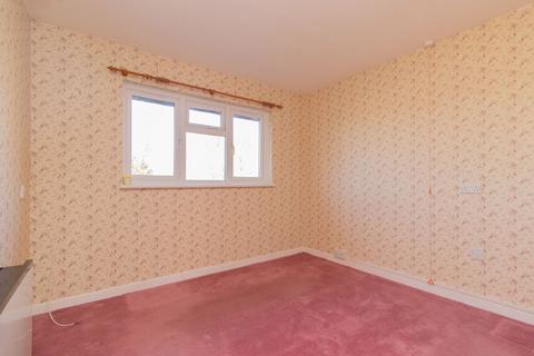 1 bedroom flat for sale, Church Court Grove, Broadstairs, CT10