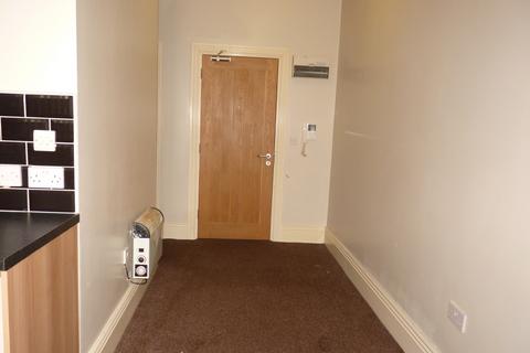 1 bedroom apartment to rent, North Street, Keighley BD21