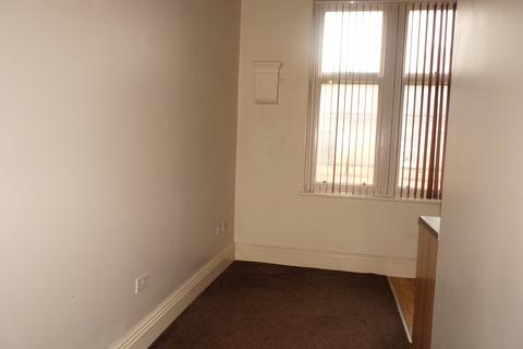 1 bedroom apartment to rent, North Street, Keighley BD21