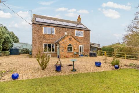 4 bedroom farm house for sale, Broadgate, Sutton St. James, Spalding, Lincolnshire, PE12