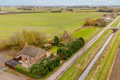 4 bedroom farm house for sale, Broadgate, Sutton St. James, Spalding, Lincolnshire, PE12