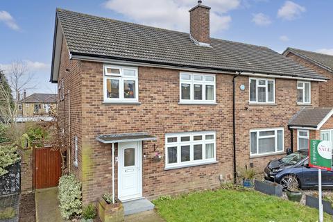 8 Durham Avenue, Romford, RM2 6JS