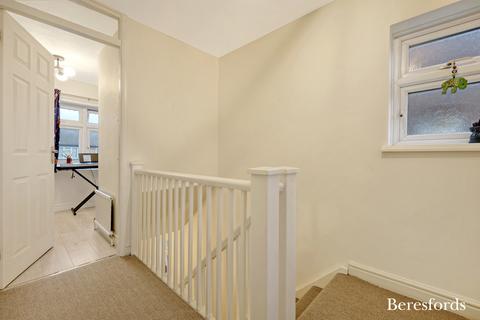 8 Durham Avenue, Romford, RM2 6JS