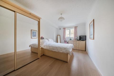 2 bedroom flat for sale, Park Road, Beckenham