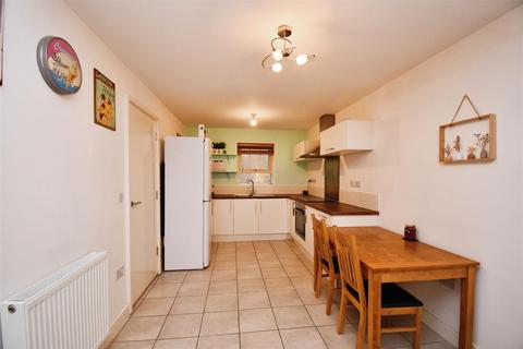 3 bedroom end of terrace house for sale, Boothferry Park Halt, Hull