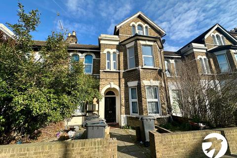 2 bedroom flat for sale, Hither Green Lane, London, SE13