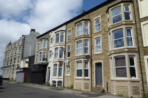 2 bedroom flat to rent, Alexandra Road, Morecambe