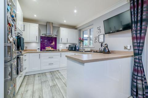 10 The Spires, Lydney, GL15 5QX