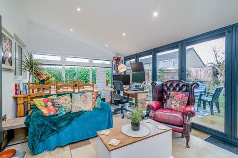 10 The Spires, Lydney, GL15 5QX