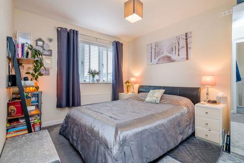 10 The Spires, Lydney, GL15 5QX