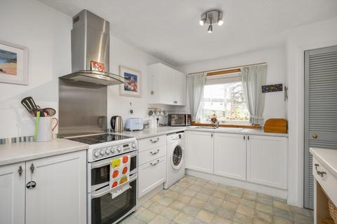 12 Deanburn, Penicuik, EH26 0HS