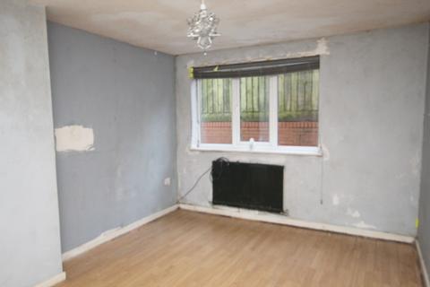 2 bedroom flat for sale, Neville Street, Platt Bridge, WN2