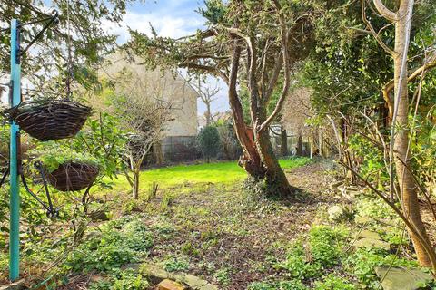 2 bedroom semi-detached bungalow for sale, Brandon Close, Cheshunt