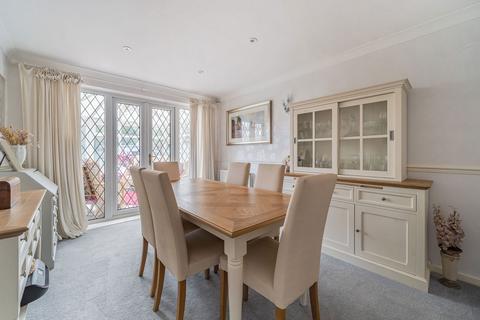 26 Greenbirch Close, Basingstoke, RG22 5JL