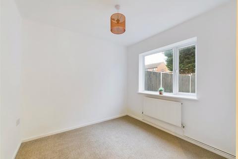 74 Canterbury Road, Worcester, WR5 1PN