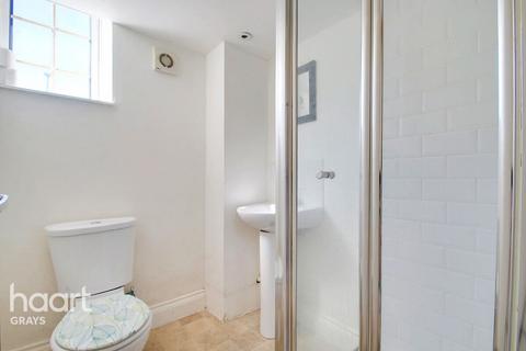 1 bedroom flat for sale, London Road, Grays