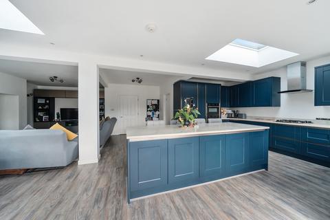 108 Abbotsbury Gardens, Pinner, HA5 1SU