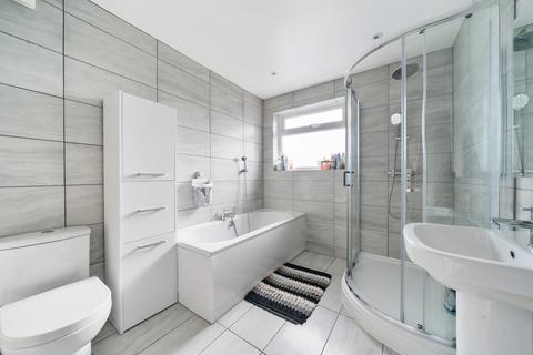 108 Abbotsbury Gardens, Pinner, HA5 1SU