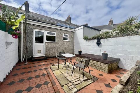 2 bedroom cottage for sale, Broad Street, Newquay TR7