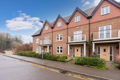 4 bedroom terraced house for sale, Mill Lane, Taplow