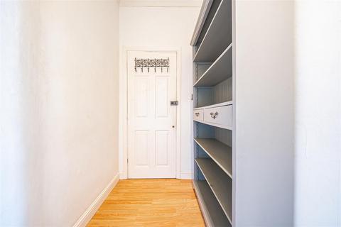 Flat 5, Marncrest, 5 Surbiton Hill Park, Surbiton, KT5 8EF