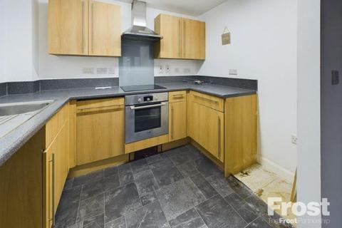 2 bedroom apartment for sale, Mill Street, Slough, Berkshire, SL2