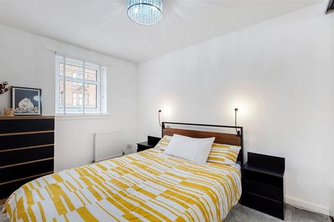 21 Crawford Path, Glasgow, G11 6UA