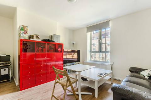 1 bedroom flat for sale, Dog Kennel Hill Estate, East Dulwich, London, SE22