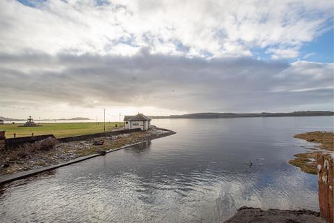 6 Hamilton Court Burnlea Road, Largs, KA30 8DJ