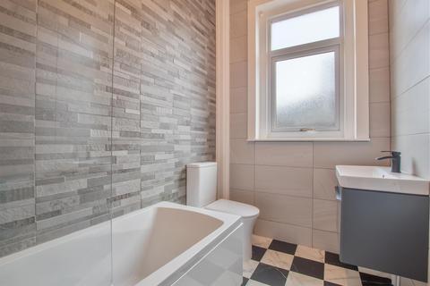 7 Duffield Drive, Largs, KA30 8ED